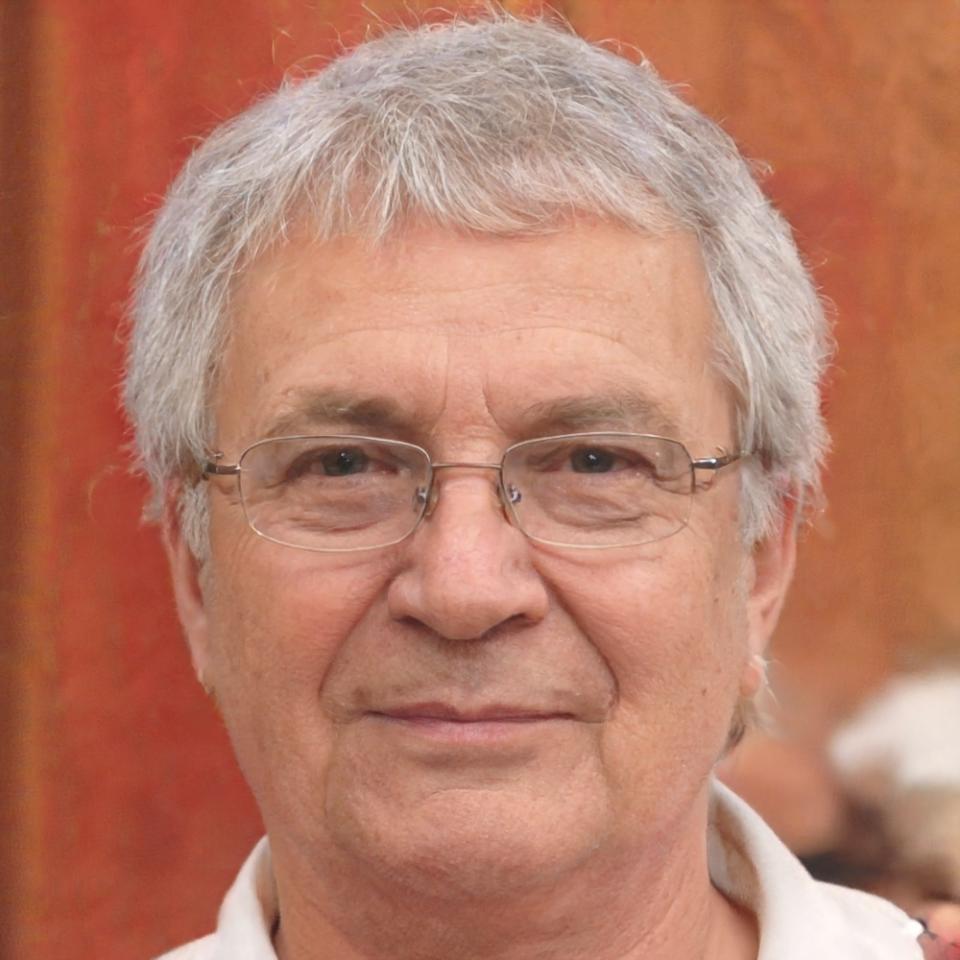 Retrato profesional de Casimiro Velarde
